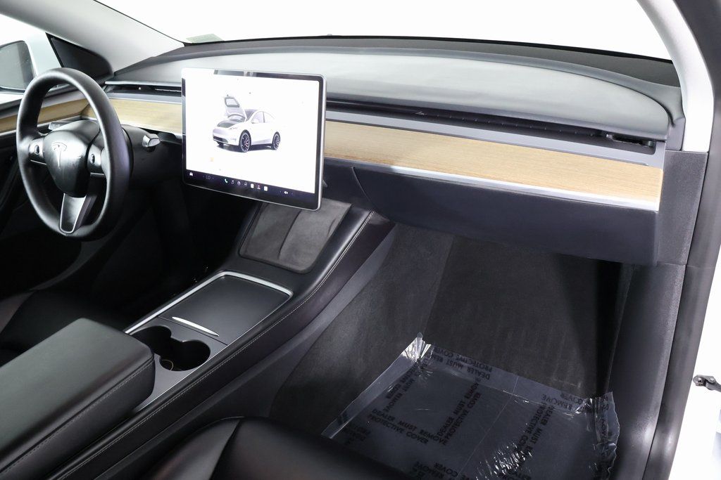 Thumbnail: 2022 Tesla Model Y - 9