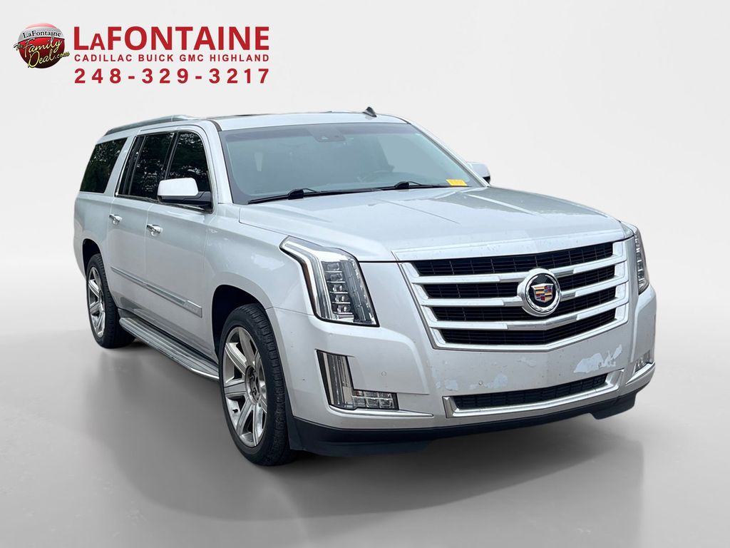 2015 Cadillac Escalade ESV Luxury 3