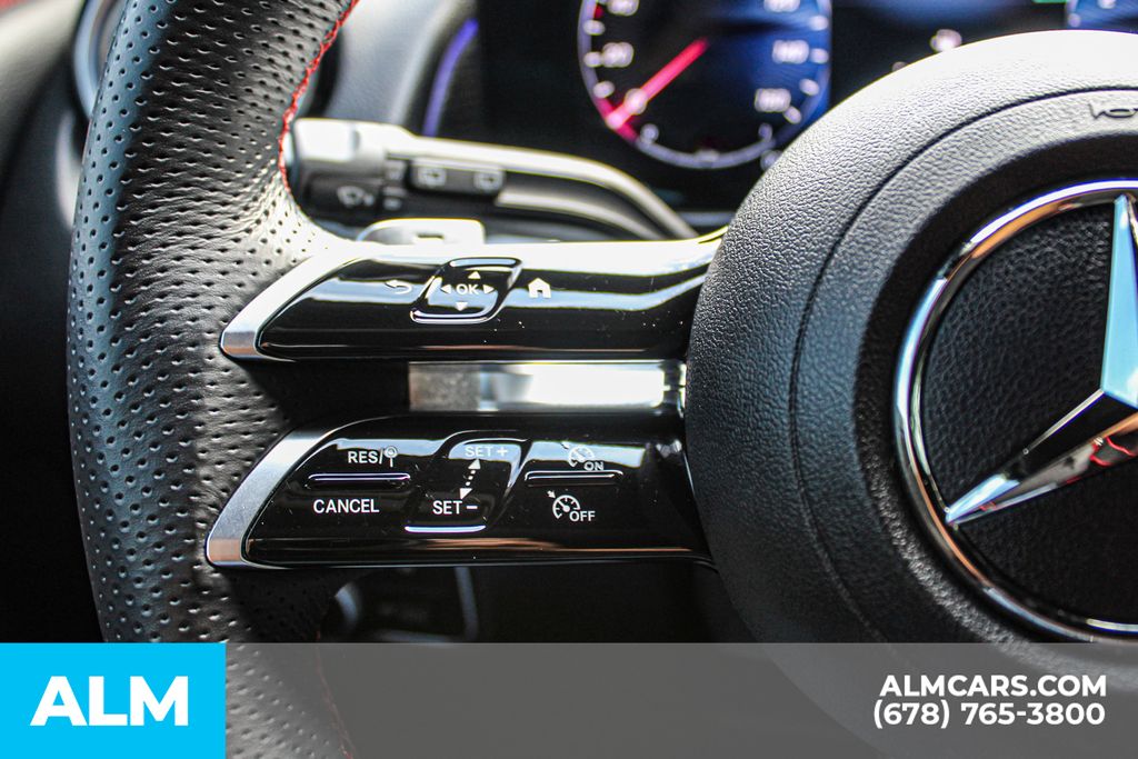 Used 2024 Black Mercedes-Benz GLB 250 image 25