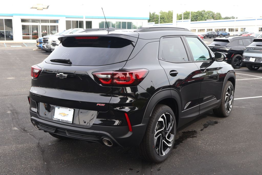 Thumbnail: 2026 Chevrolet TrailBlazer - 8