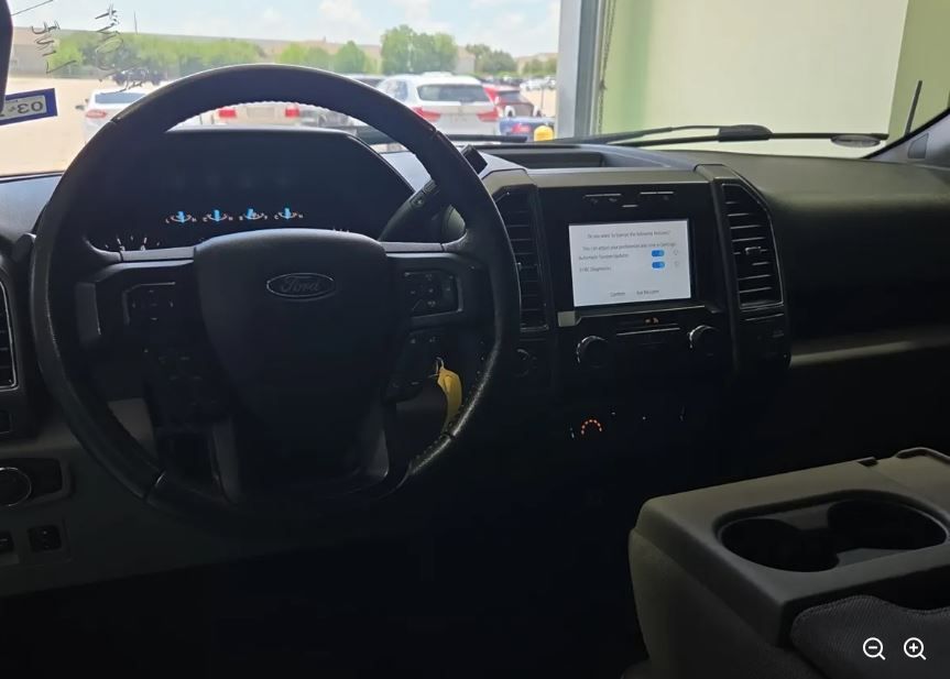 Used 2019 Blue Ford XLT image 5