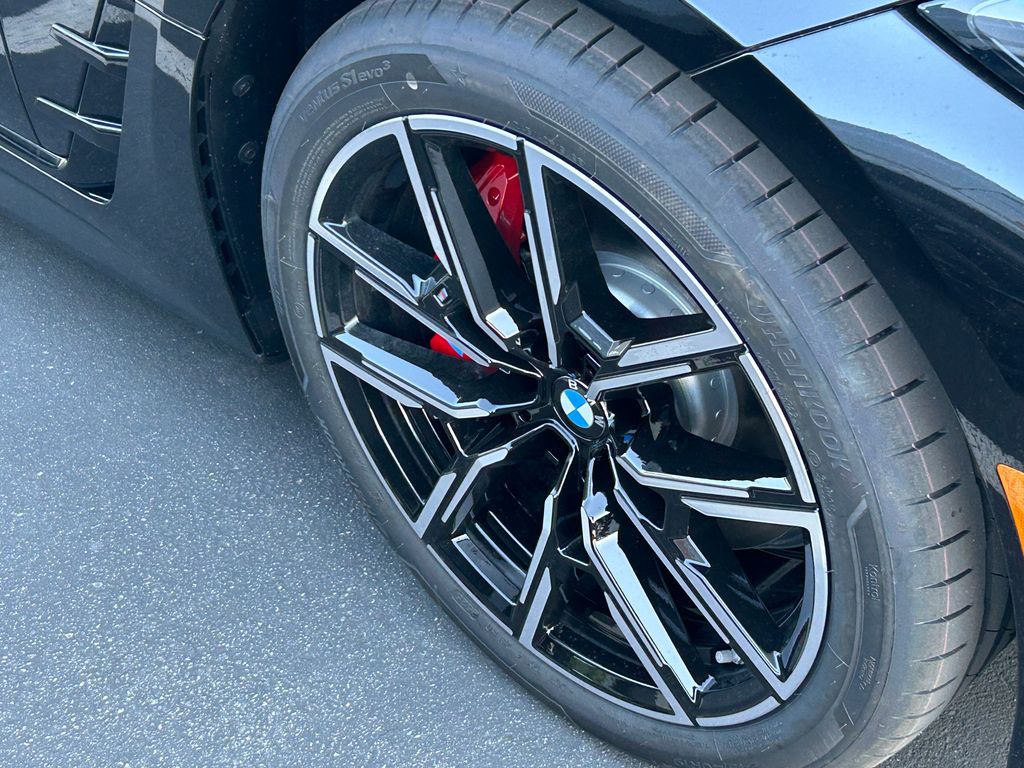 Thumbnail: 2025 BMW i4 - 3