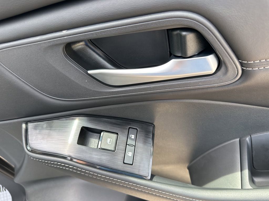 2025 Gun Metallic Nissan Rogue SV FWD SUV