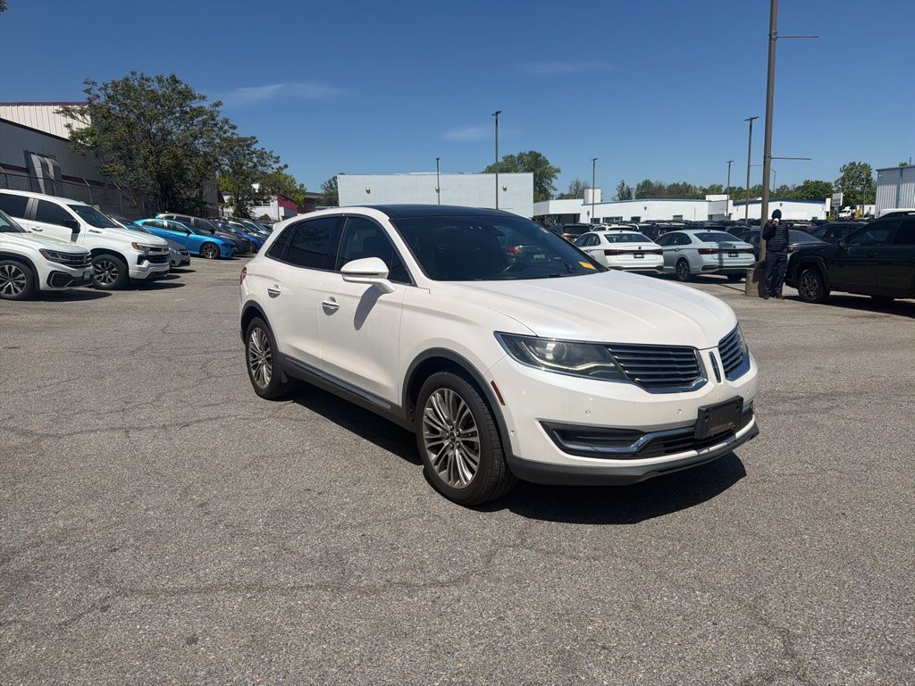 White Platinum Clearcoat Metallic 2018 Lincoln MKX Reserve AWD SUV / Crossover All-Wheel Drive 6-Speed Automatic