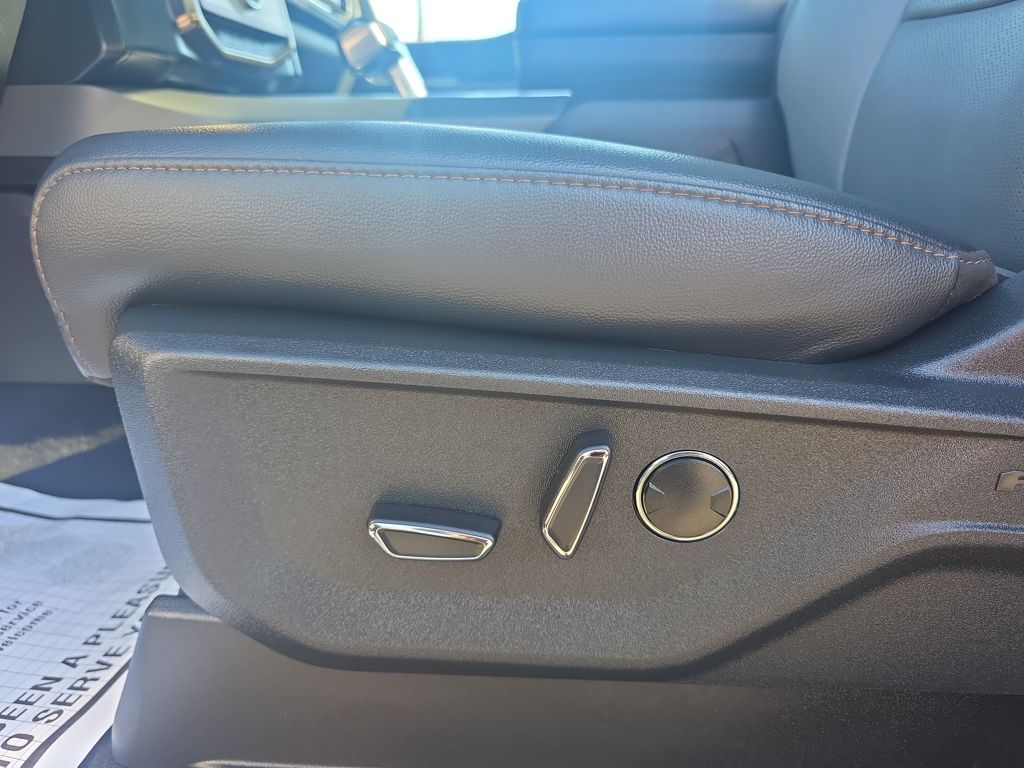 Certified Used 2025 Black Ford Lariat image 22