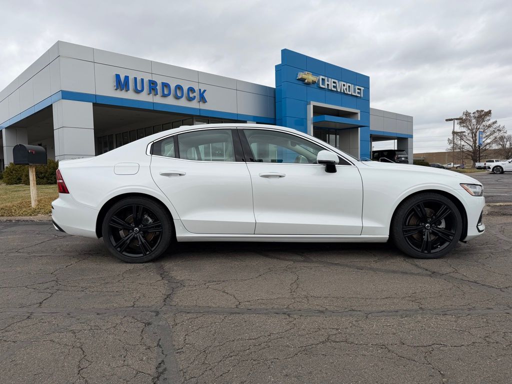 2021 Volvo S60 T5 Inscription FWD