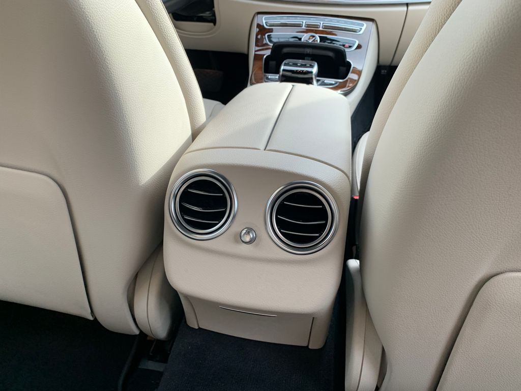 Thumbnail: 2019 Mercedes-Benz E-Class - 28