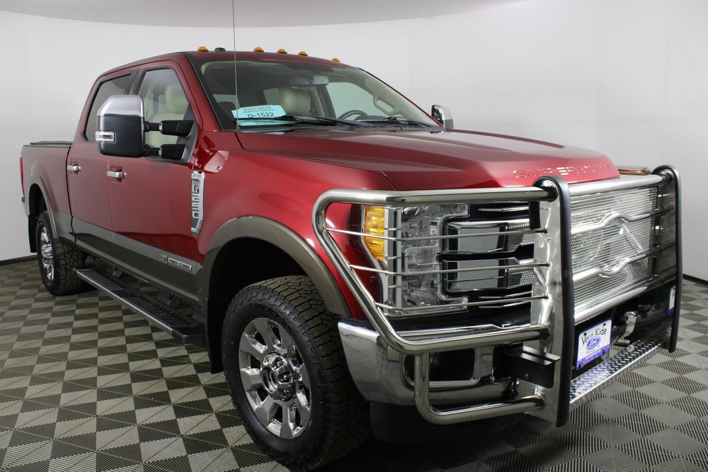 2017 Ford F-250 Super Duty Lariat Crew Cab 4WD