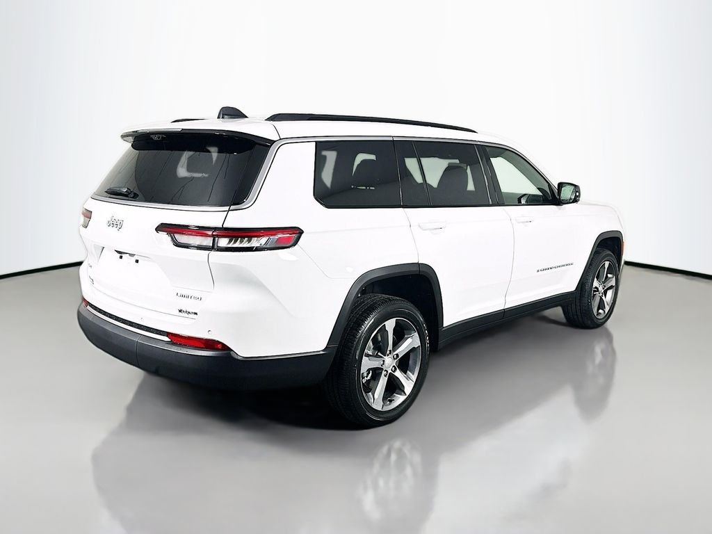 New 2026 White/off-white Jeep Limited image 7