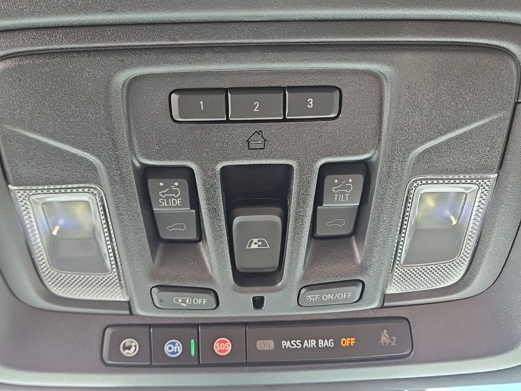 Used 2026 White GMC Denali Ultimate image 44