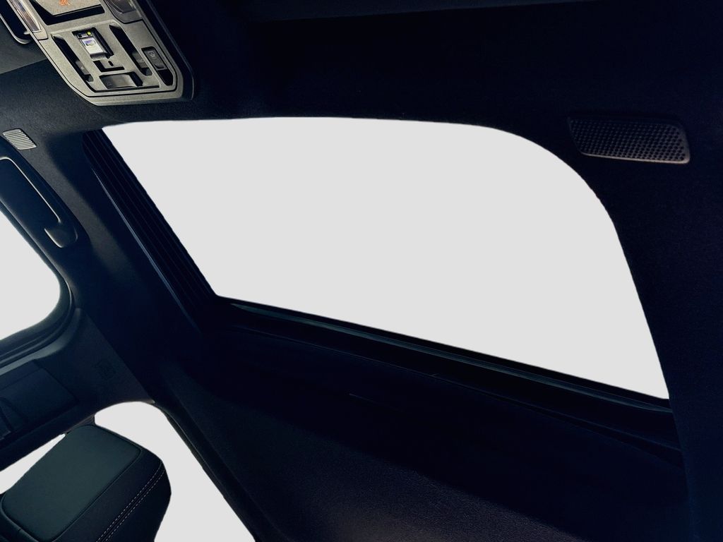 Thumbnail: 2026 Toyota 4Runner - 18