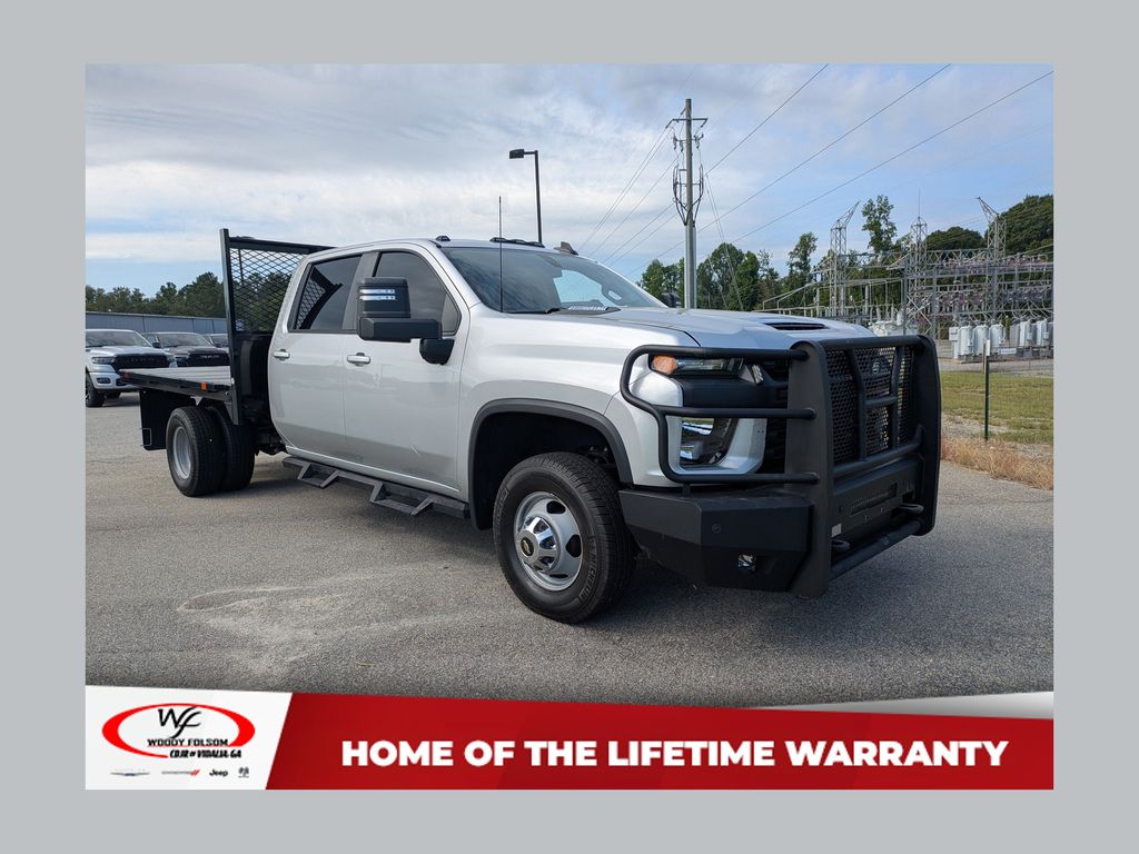 Silver Ice Metallic 2021 Chevrolet Silverado 3500HD Pickup Truck Four-Wheel Drive Automatic