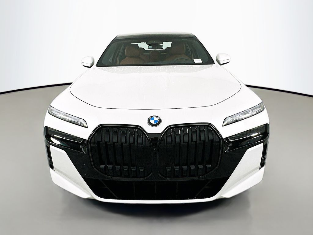 Thumbnail: 2025 BMW 7 Series - 2