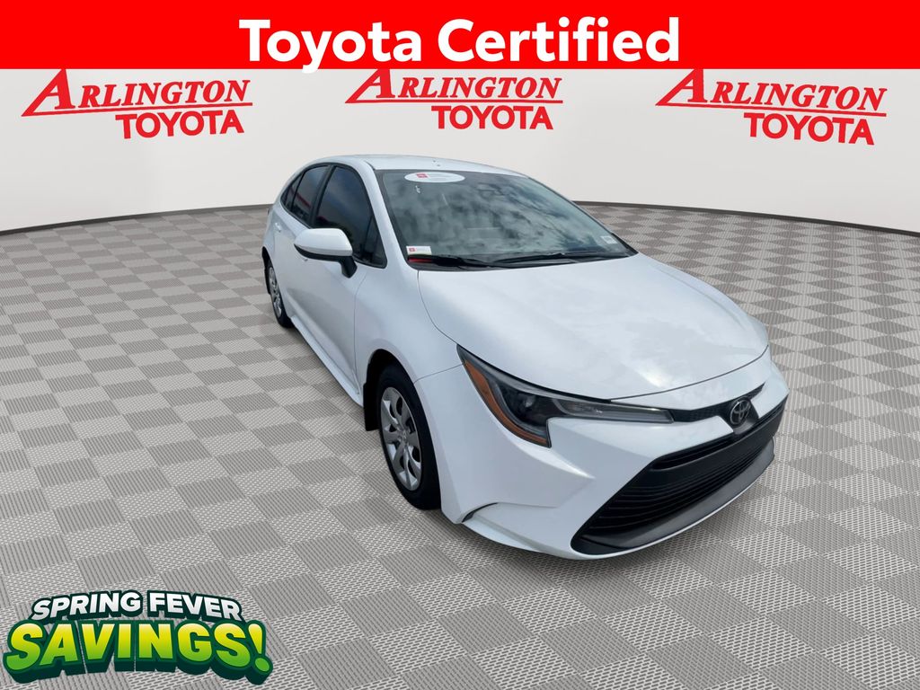 2026 Toyota Corolla LE