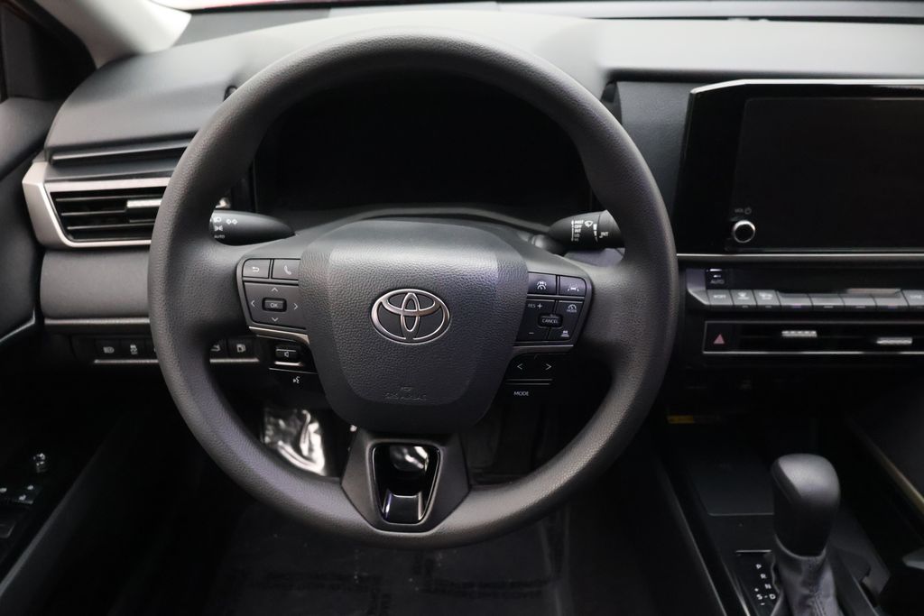 Thumbnail: 2025 Toyota Camry - 23