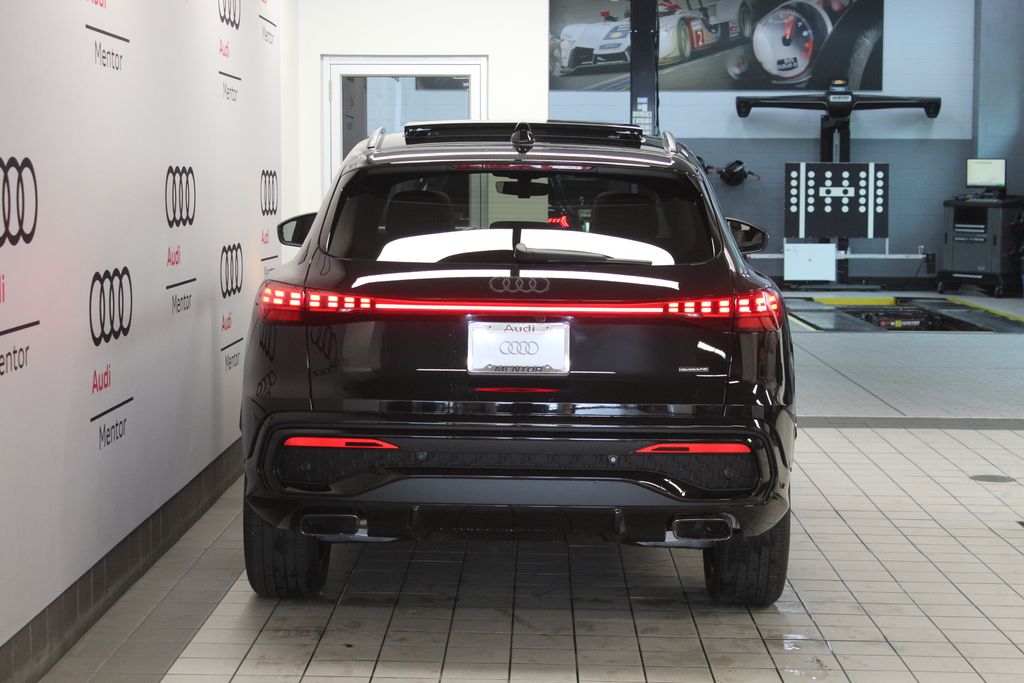 Thumbnail: 2026 Audi Q5 - 5