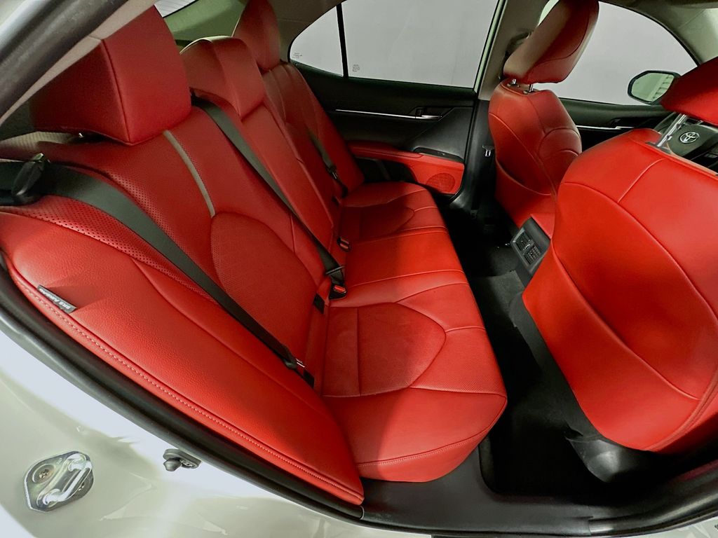 Thumbnail: 2022 Toyota Camry - 28