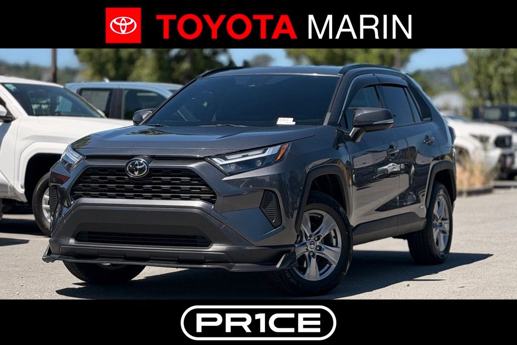2025 Toyota RAV4 Hybrid LE AWD's photo