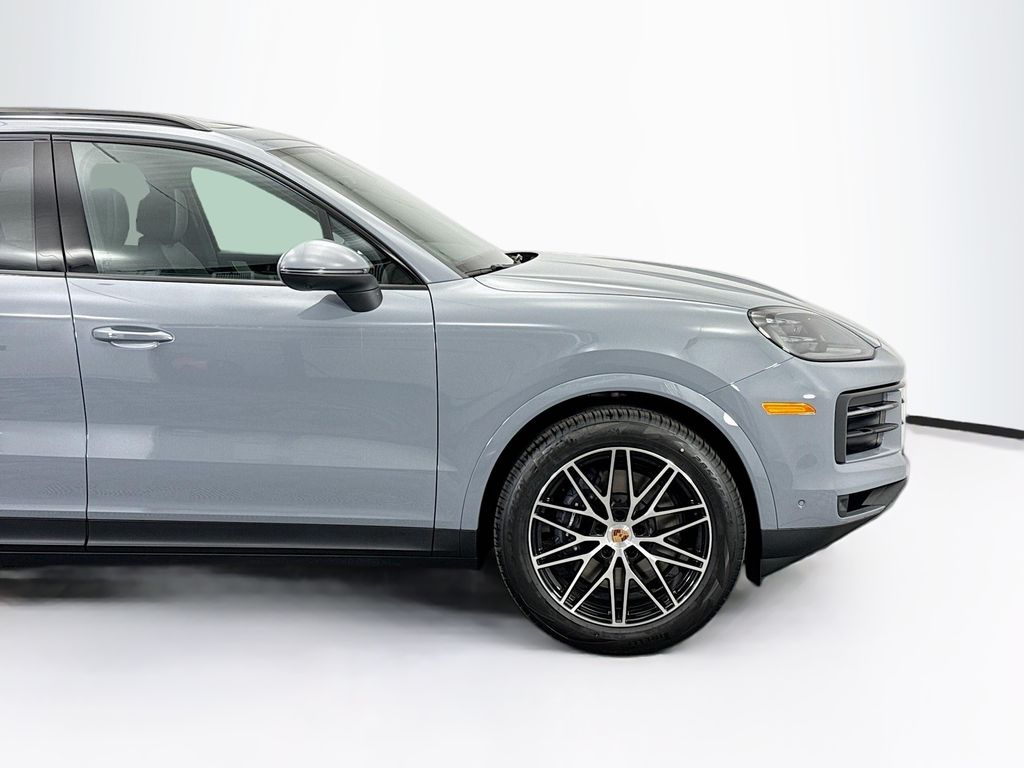 Thumbnail: 2026 Porsche Cayenne - 11