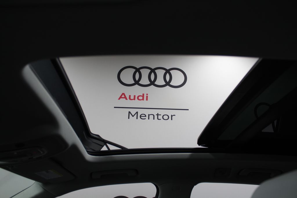 2022 Audi Q5 e Premium 12