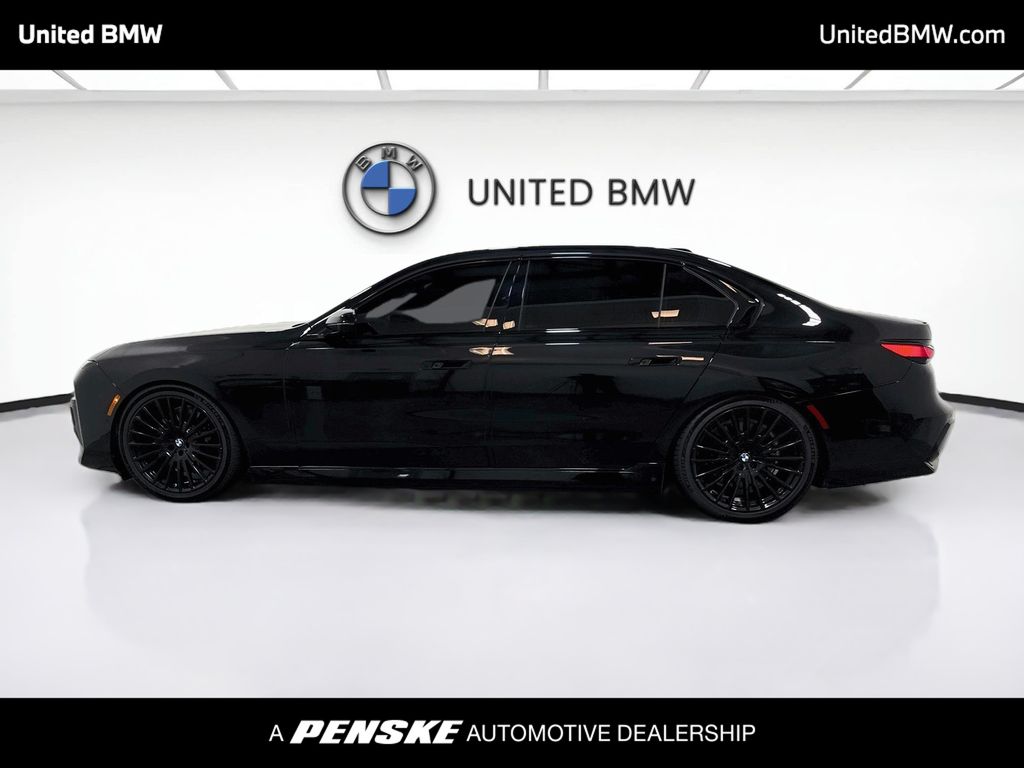 Thumbnail: 2025 BMW i7 - 8