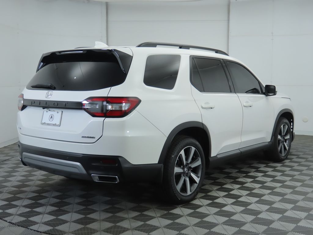 Thumbnail: 2023 Honda Pilot - 5