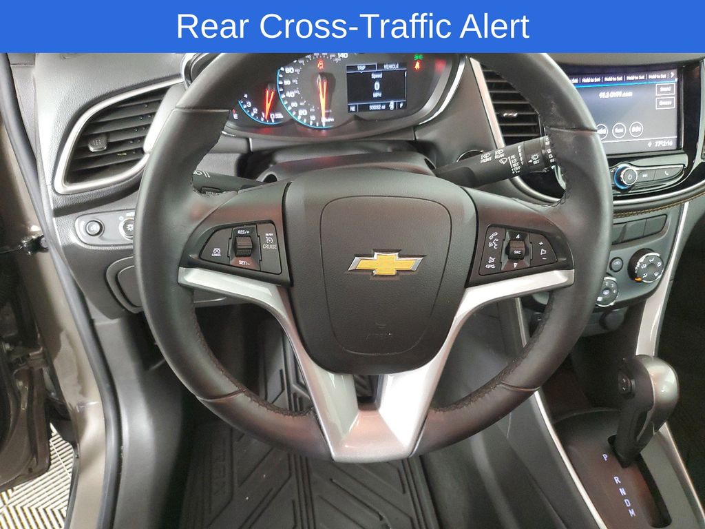 2021 Chevrolet Trax LT 22