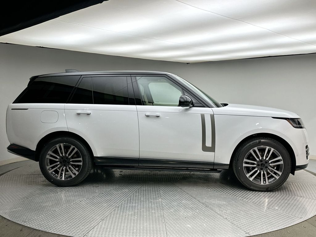 Thumbnail: 2026 Land Rover Range Rover - 14