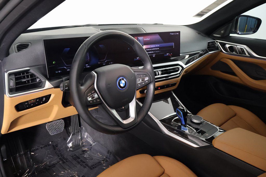 Thumbnail: 2023 BMW i4 - 7