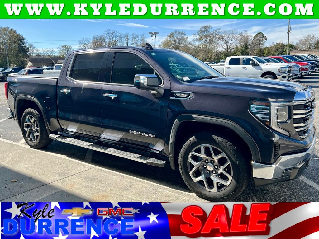 2022 GMC Sierra 1500 SLT Crew Cab 4WD