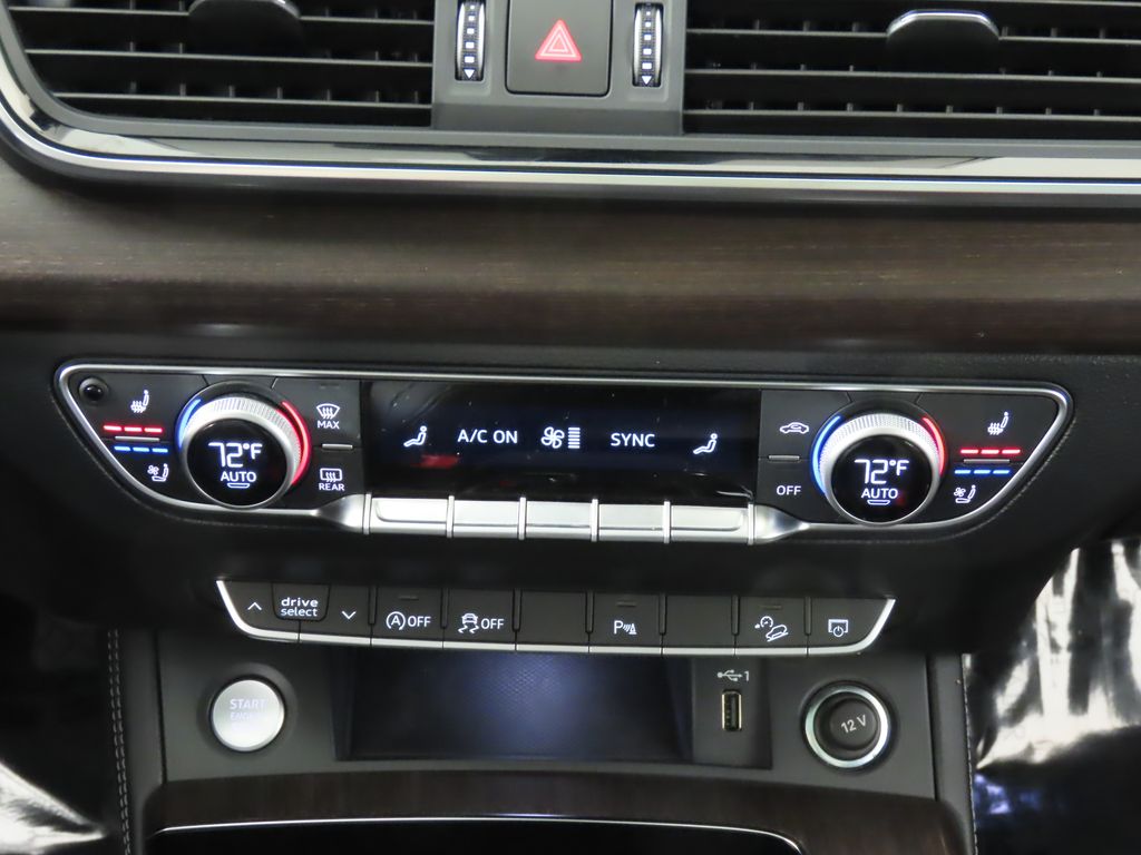 Thumbnail: 2023 Audi Q5 - 21