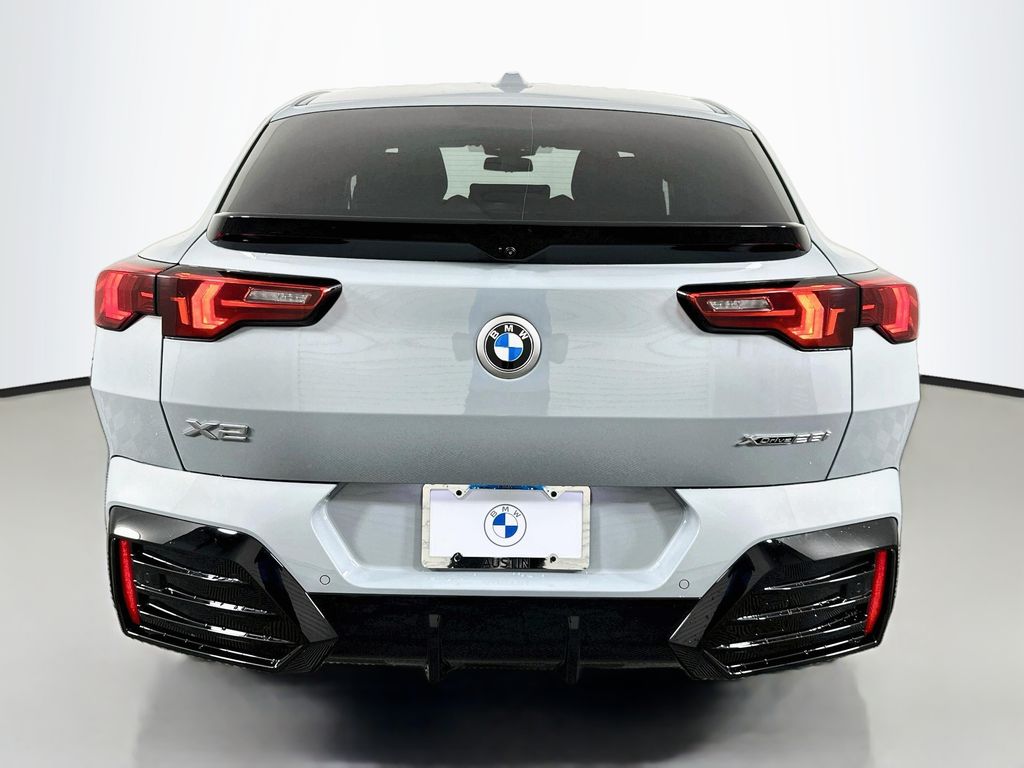 Thumbnail: 2027 BMW X2 - 6
