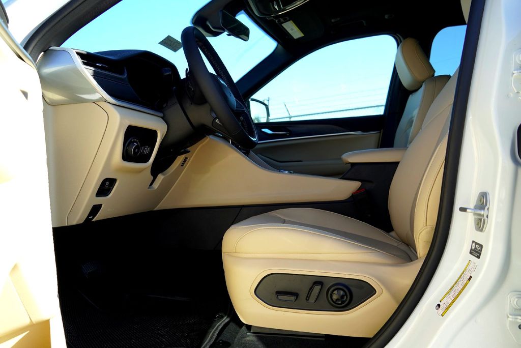 New Car 2025 Jeep Grand Cherokee  Limited For Sale Under $40,000 In Taylor, Texas