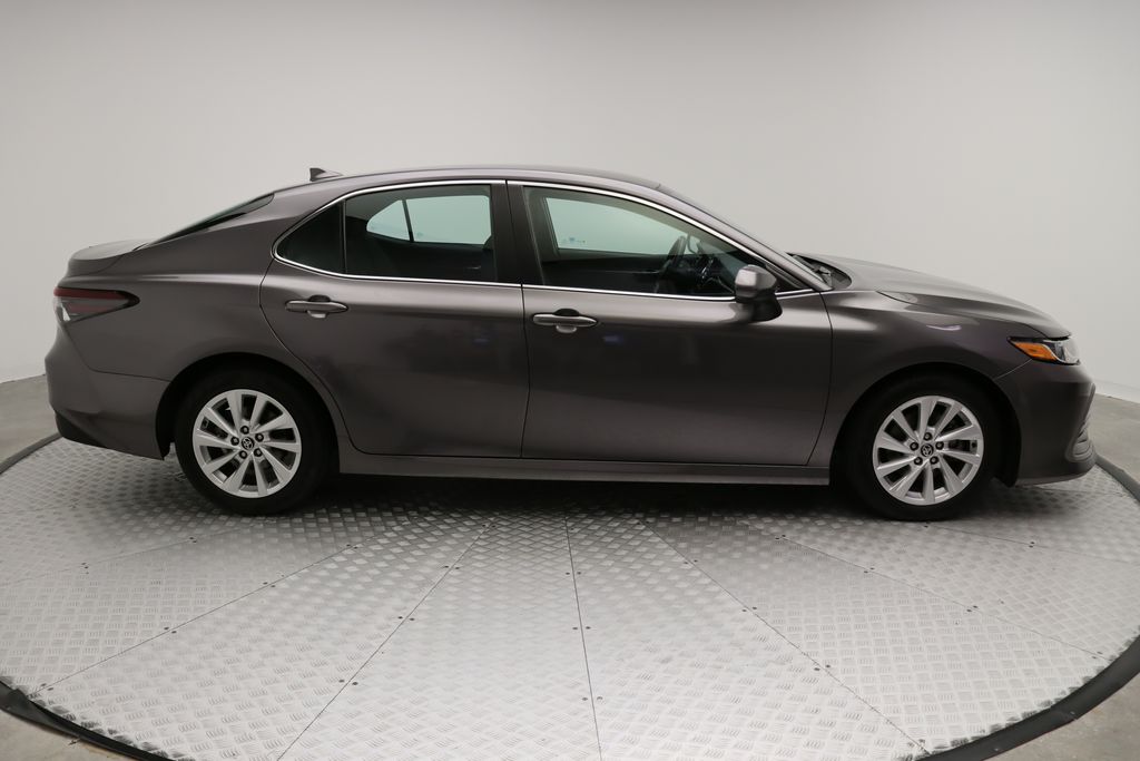 Thumbnail: 2023 Toyota Camry - 7