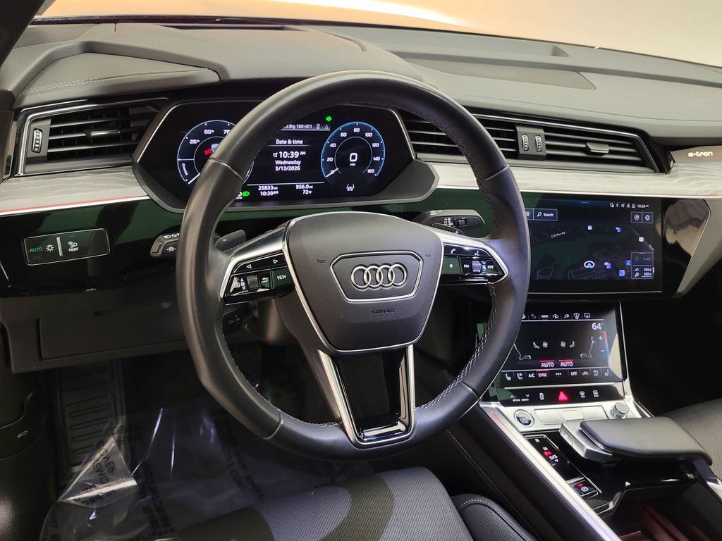 Thumbnail: 2024 Audi Q8 e-tron - 27