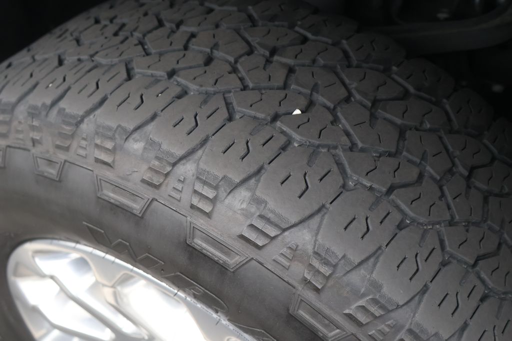 Thumbnail: 2024 Chevrolet Silverado 2500 - 9