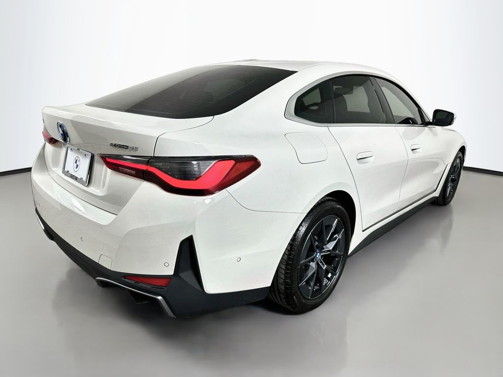Thumbnail: 2024 BMW i4 - 5