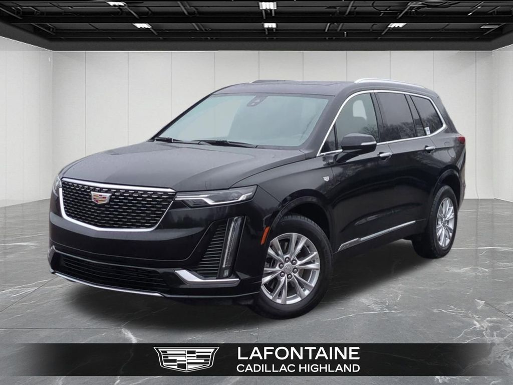 2025 Cadillac XT6 Luxury AWD