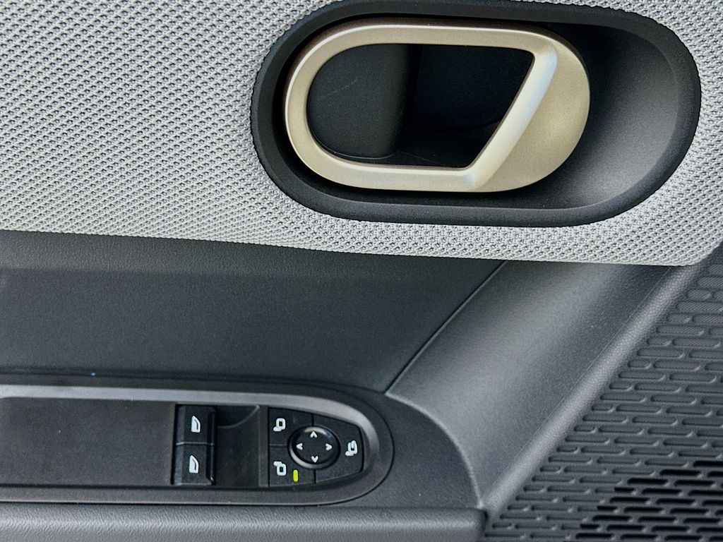 2025 MINI Cooper  19