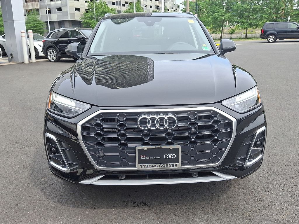 2024 Audi Q5 Premium 2