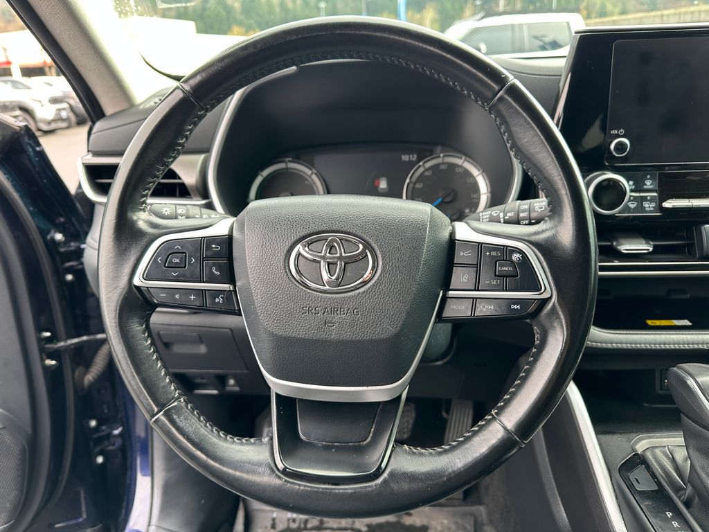 2023 Toyota Highlander Hybrid XLE