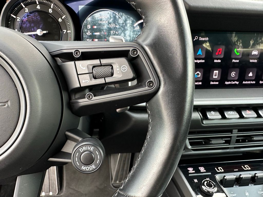 Thumbnail: 2022 Porsche 911 - 16