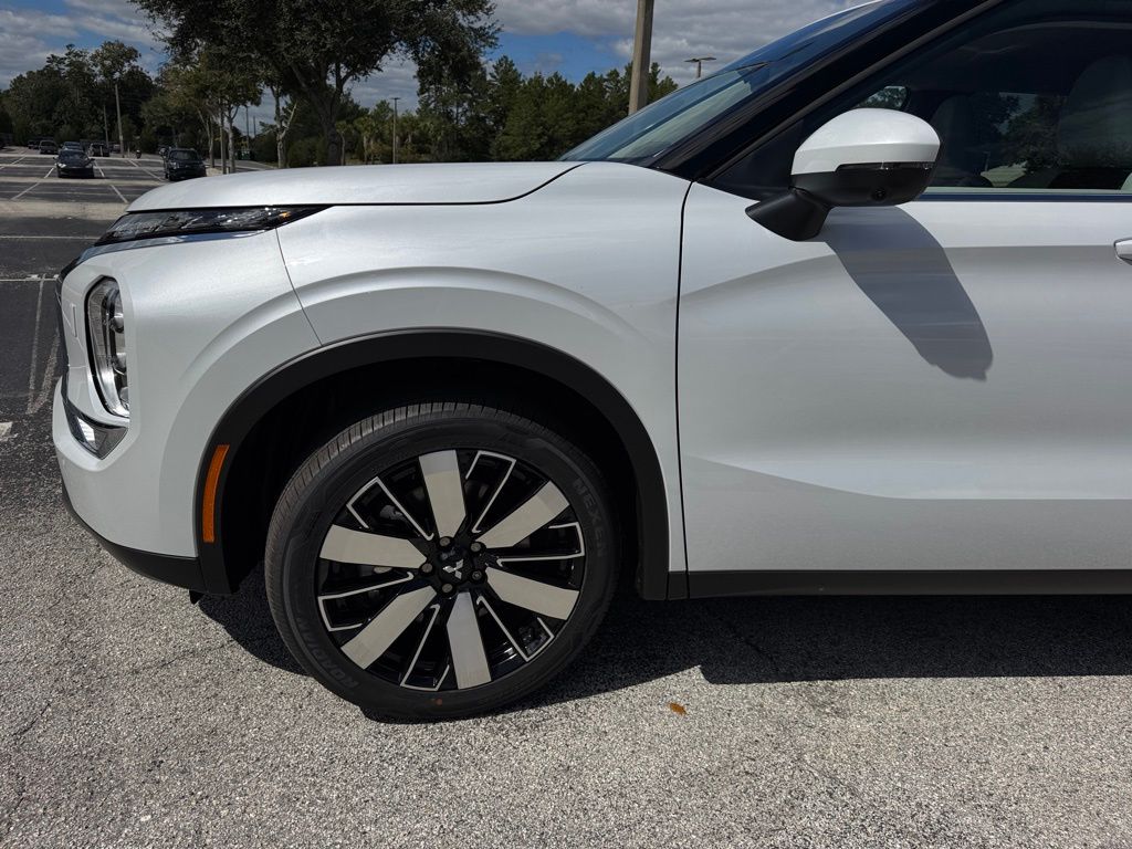 New 2025 Mitsubishi Outlander SUV