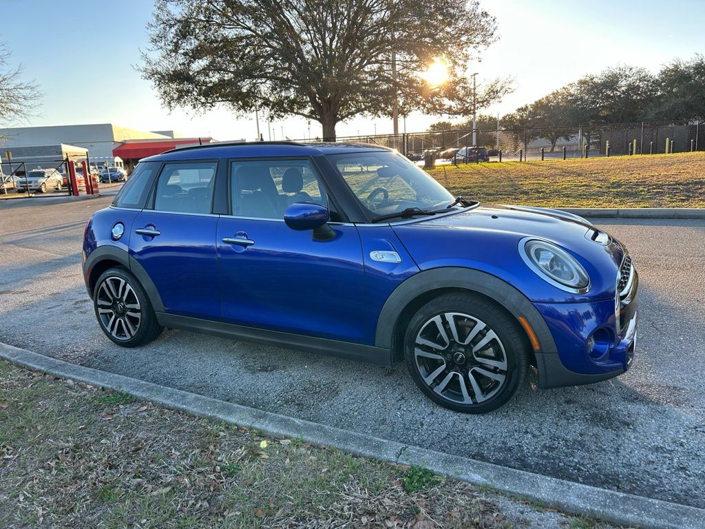 Thumbnail: 2021 MINI Cooper - 7