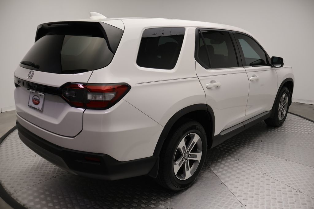 Thumbnail: 2023 Honda Pilot - 8