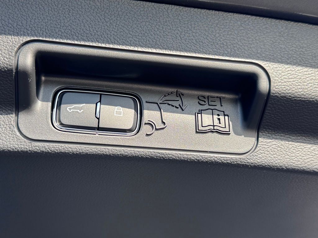 FordExplorer24