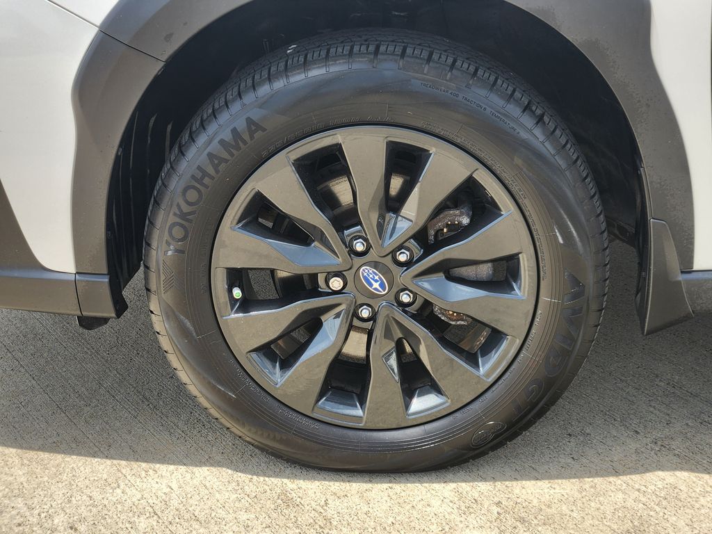 2025 Subaru Outback Onyx Edition White at Legacy Ford