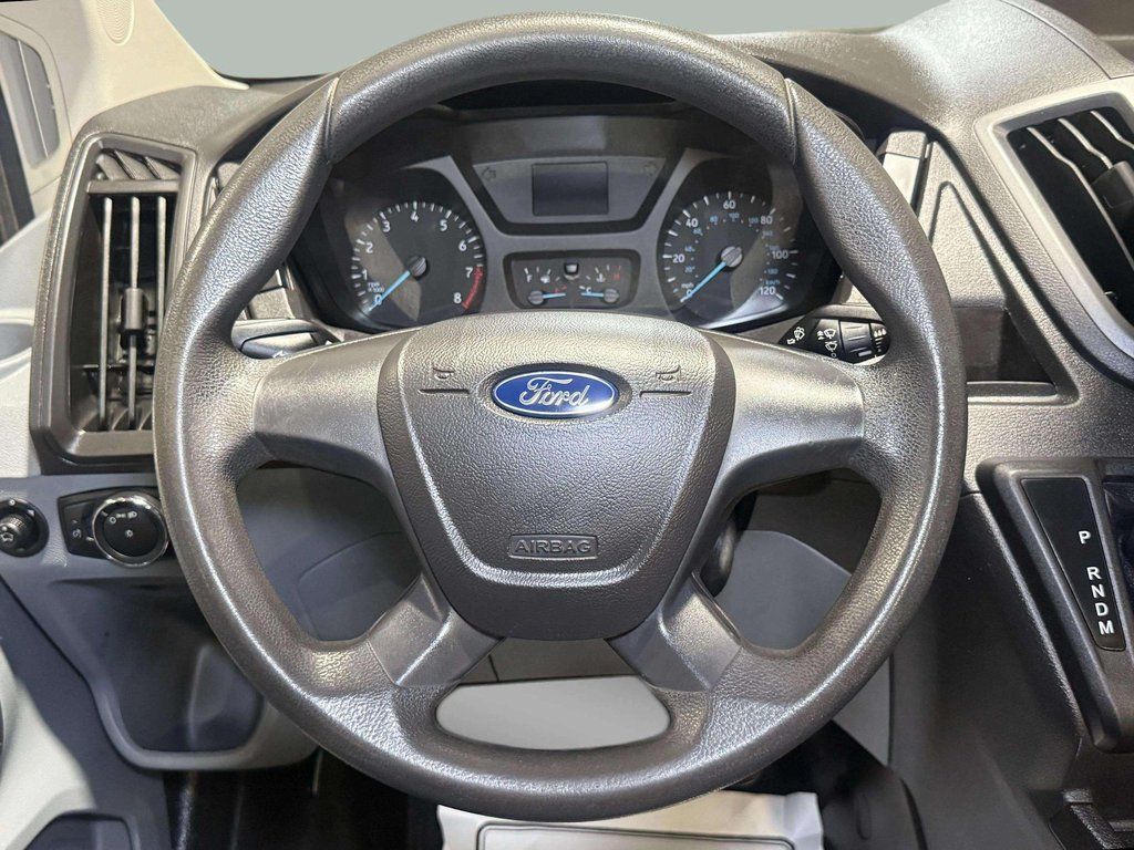 Used 2018 Oxford White Ford Base image 16
