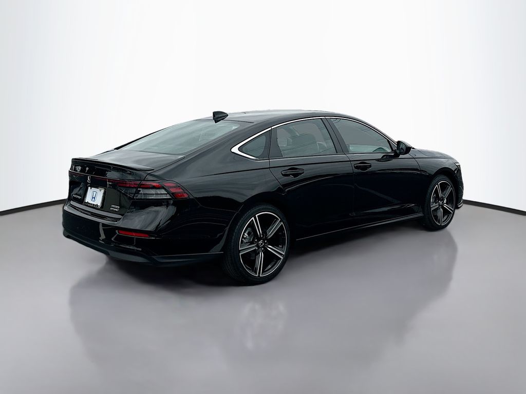 2025 Honda Accord Sport 5