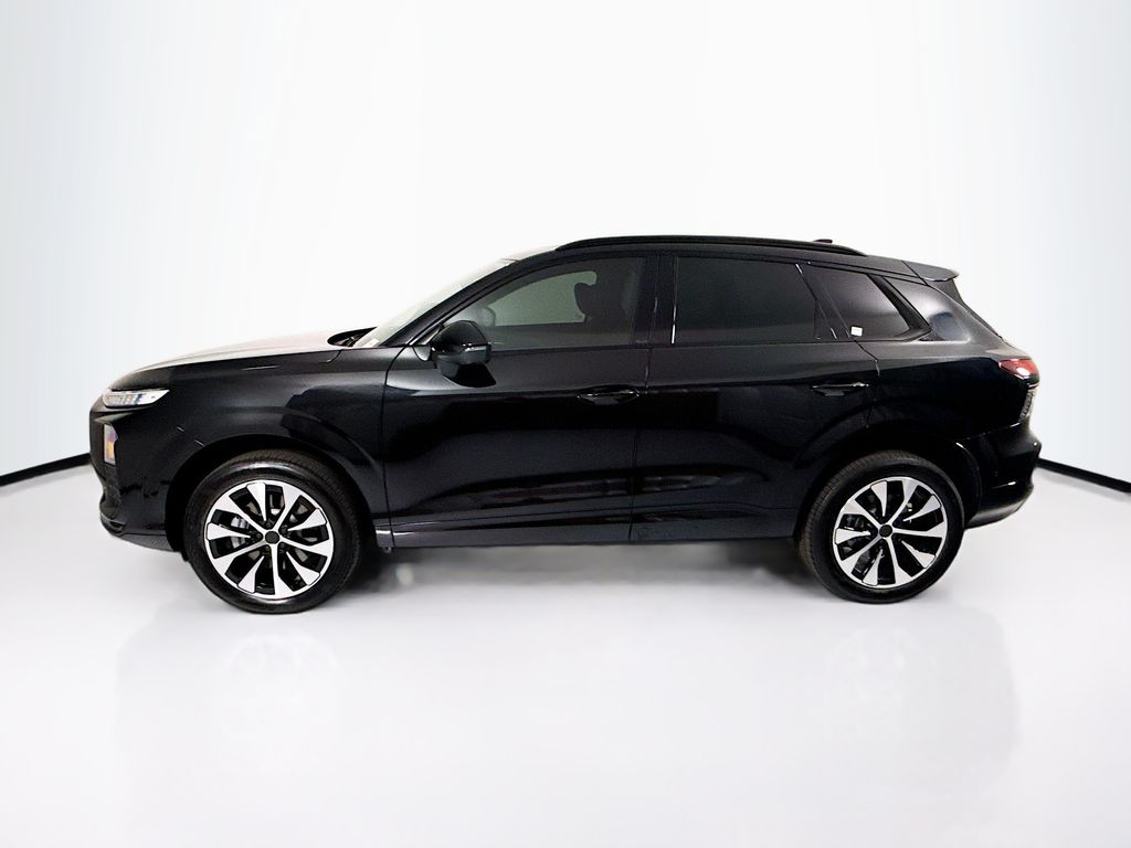 Thumbnail: 2026 Audi Q3 - 8
